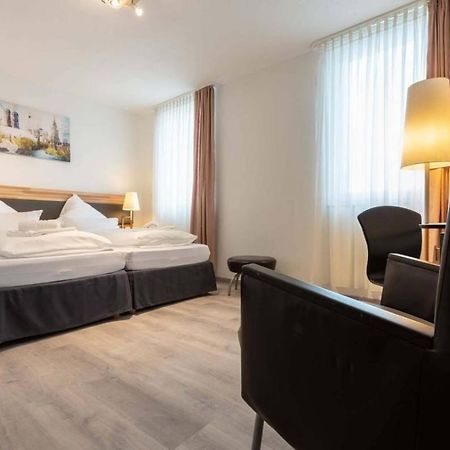 Hotel In Laisen Reutlingen Esterno foto